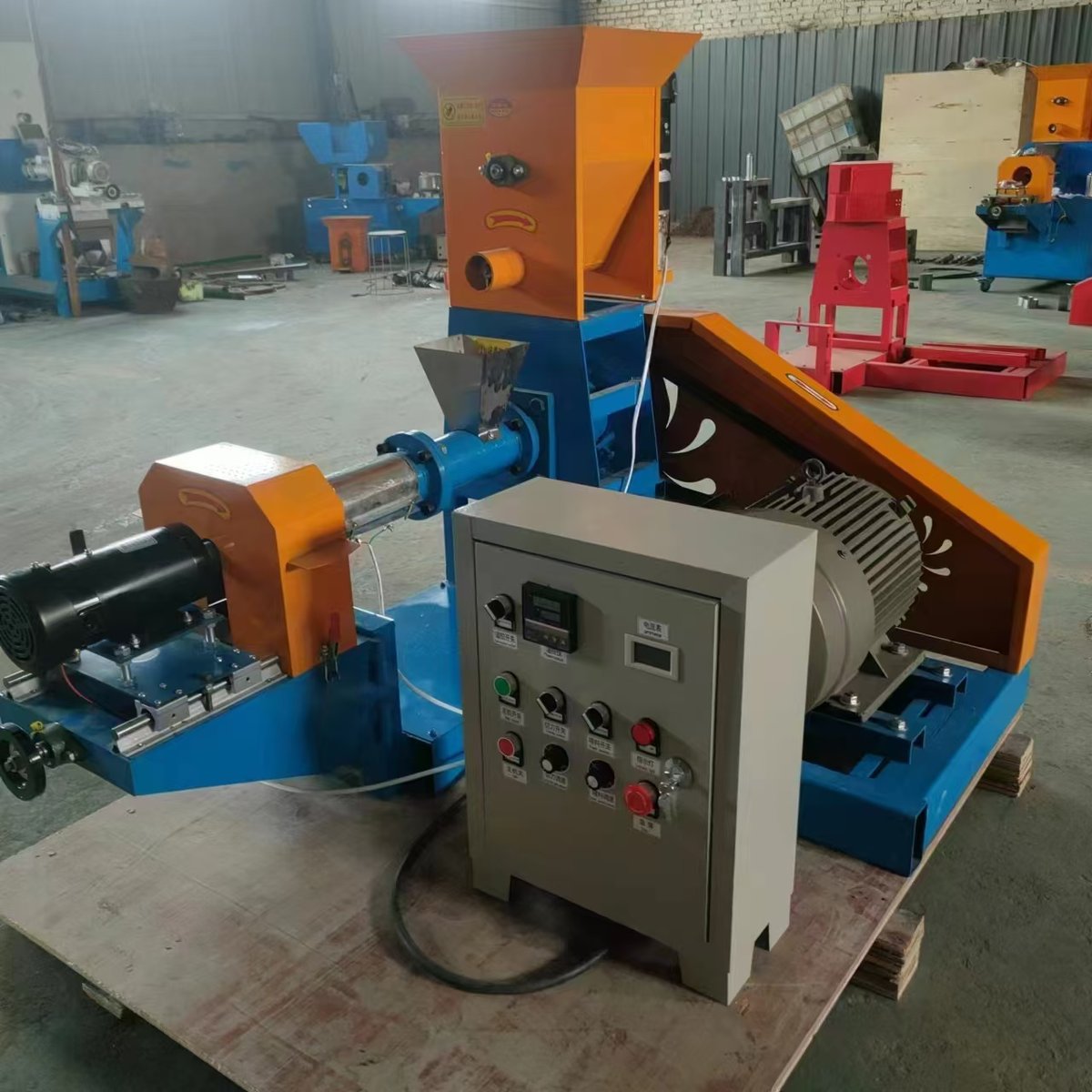 Fish Feed Pellet Machine (Extruder) detail 2