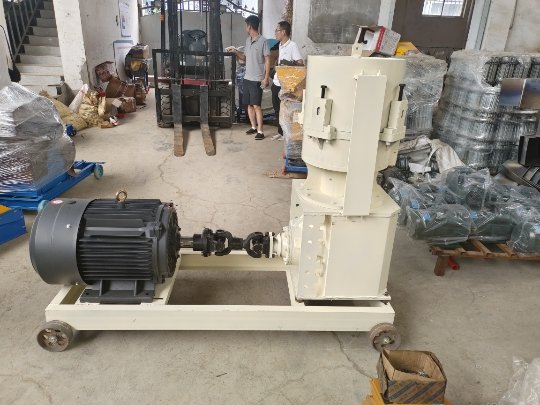 Fish Feed Pellet Machine (Extruder) detail 4