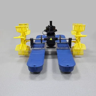 Paddle wheel aerator for catfish pond aeration